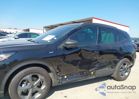 2025 Ford Escape St-Line z USA, uszkodzony, nr VIN 1FMCU0MN3SUA32875